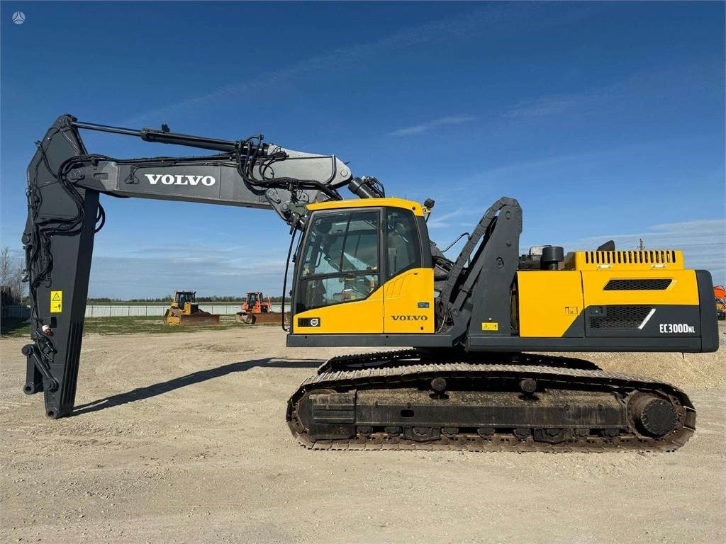 Volvo EC 300 DNL Cabin Lift - Excavator pe şenile: Foto 5 Volvo EC 300 DNL Cabin Lift - Excavator pe şenile: Foto 5