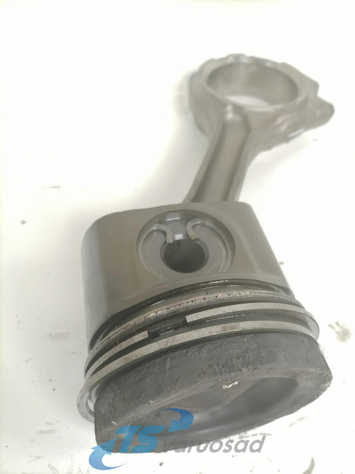 DAF Connecting rod + piston 1747552 - Piston/ Inel/ Bucşă pentru Camion: Foto 4 DAF Connecting rod + piston 1747552 - Piston/ Inel/ Bucşă pentru Camion: Foto 4