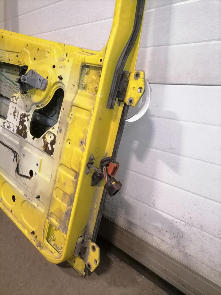 DAF Door 1676218 - Uşă și piese pentru Camion: Foto 3 DAF Door 1676218 - Uşă și piese pentru Camion: Foto 3