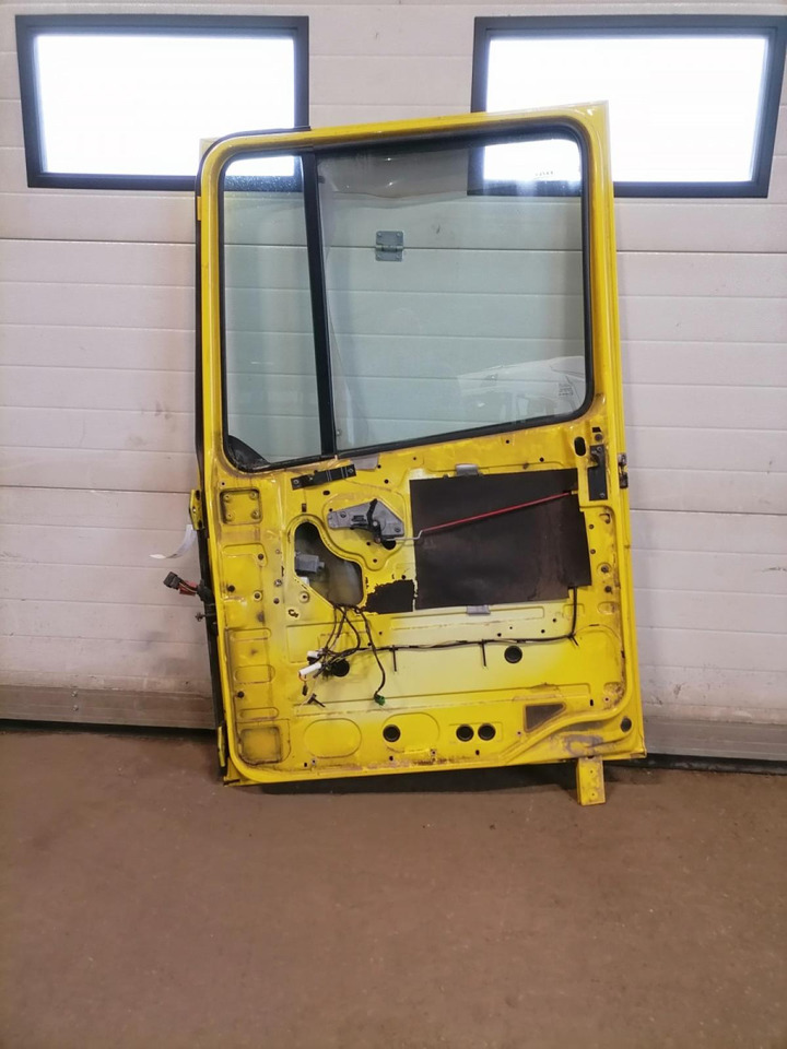 DAF Door 1676219 - Uşă și piese pentru Camion: Foto 4 DAF Door 1676219 - Uşă și piese pentru Camion: Foto 4
