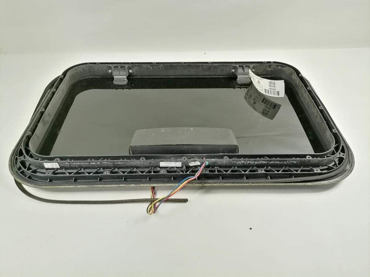 DAF Katuseluuk 1690486 - Piesa universala pentru Camion: Foto 2 DAF Katuseluuk 1690486 - Piesa universala pentru Camion: Foto 2