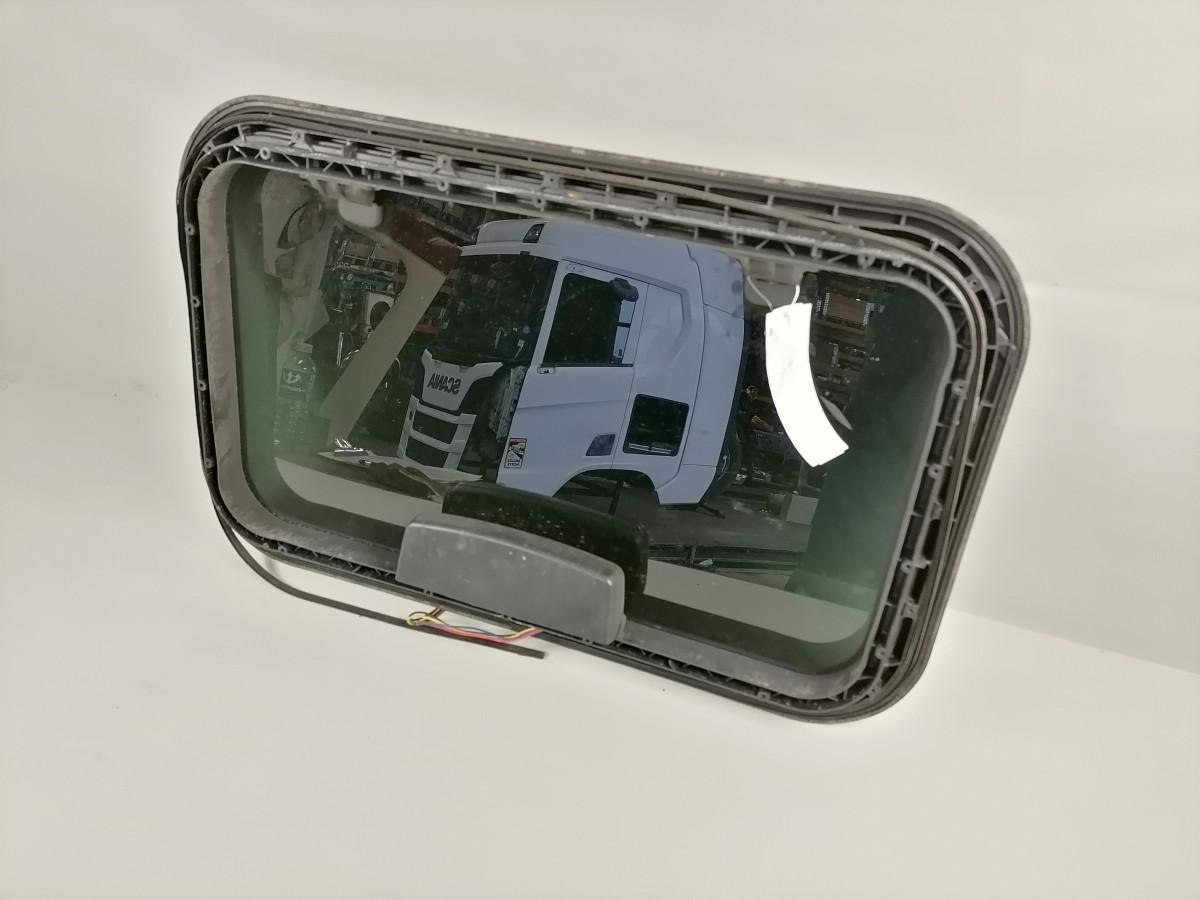 DAF Katuseluuk 1690486 - Piesa universala pentru Camion: Foto 3 DAF Katuseluuk 1690486 - Piesa universala pentru Camion: Foto 3