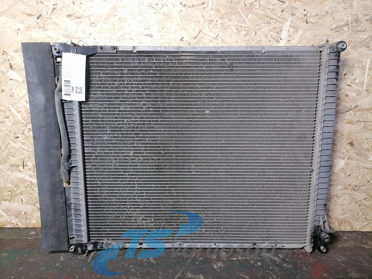 MAN Cooling radiator 8106116493 - Radiator pentru Camion: Foto 2 MAN Cooling radiator 8106116493 - Radiator pentru Camion: Foto 2