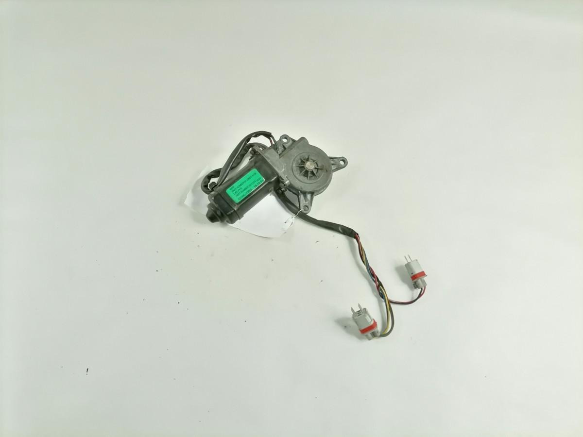 MAN Glass lift 81286016126 - Fereastră și piese pentru Camion: Foto 3 MAN Glass lift 81286016126 - Fereastră și piese pentru Camion: Foto 3