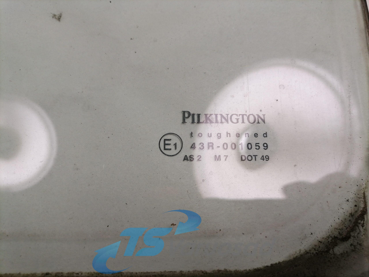 MAN Küljeklaas, vasak 81626450039 - Fereastră și piese pentru Camion: Foto 3 MAN Küljeklaas, vasak 81626450039 - Fereastră și piese pentru Camion: Foto 3