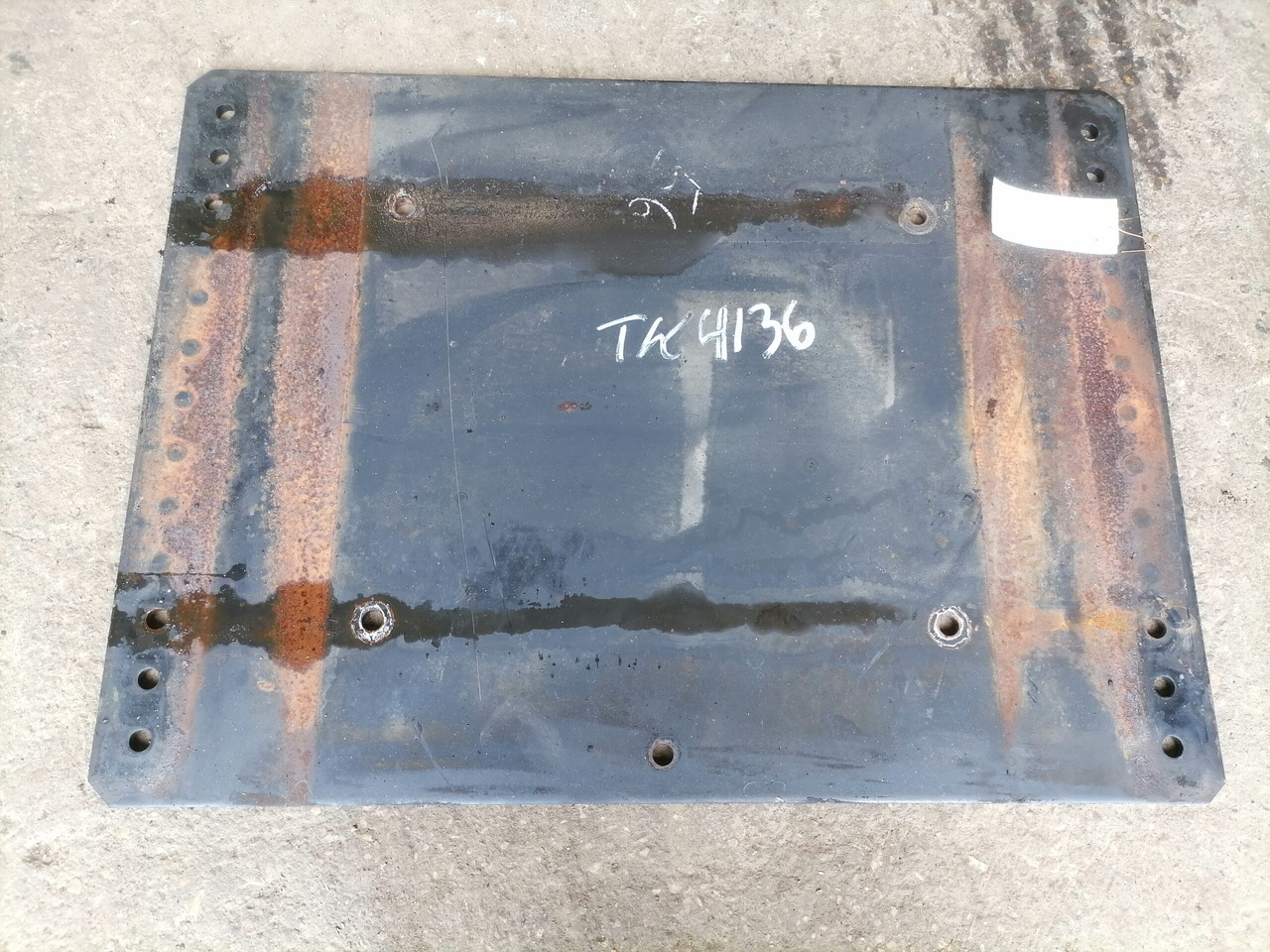 MAN Saddle plate 81427150036 - Şa cuplare pentru Camion: Foto 3 MAN Saddle plate 81427150036 - Şa cuplare pentru Camion: Foto 3