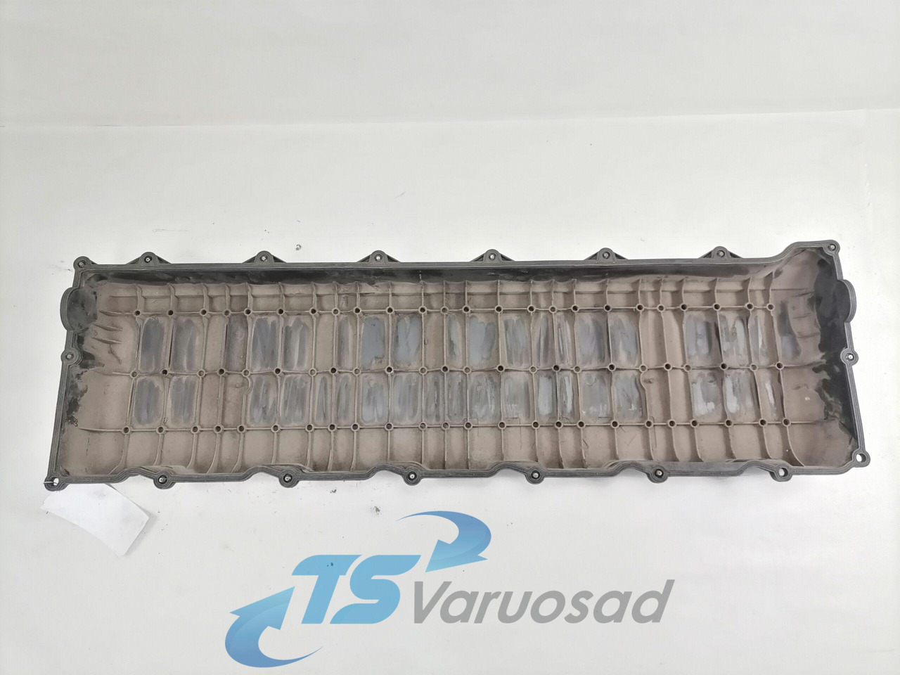 MAN Valve cover 51034016014 - Chiulasă pentru Camion: Foto 3 MAN Valve cover 51034016014 - Chiulasă pentru Camion: Foto 3