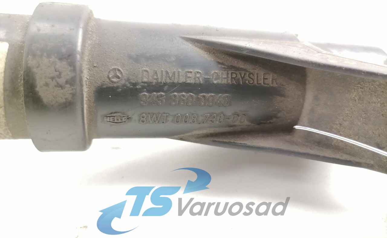 Mercedes-Benz Headlight washer system A9438600048 - Ștergător pentru Camion: Foto 3 Mercedes-Benz Headlight washer system A9438600048 - Ștergător pentru Camion: Foto 3