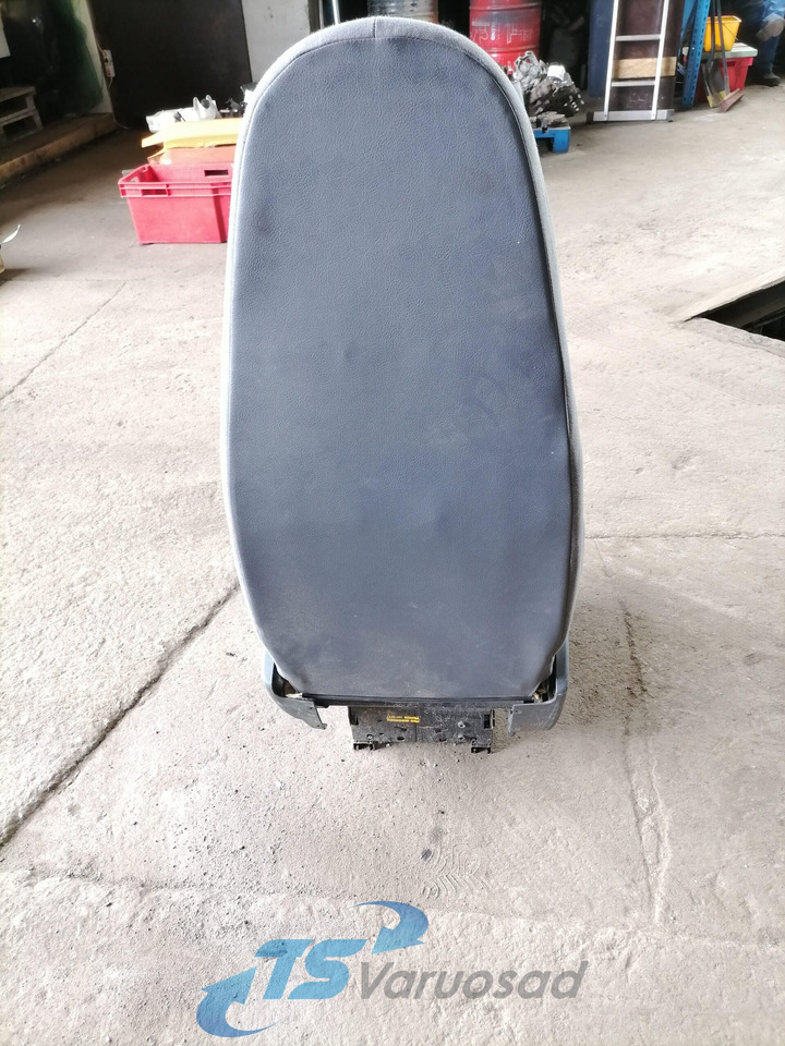 Renault Kaasreisija iste 7485130980 - Scaun pentru Camion: Foto 3 Renault Kaasreisija iste 7485130980 - Scaun pentru Camion: Foto 3