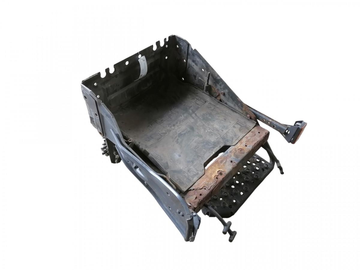 Scania Battery box 2140666 - Acumulator pentru Camion: Foto 1 Scania Battery box 2140666 - Acumulator pentru Camion: Foto 1