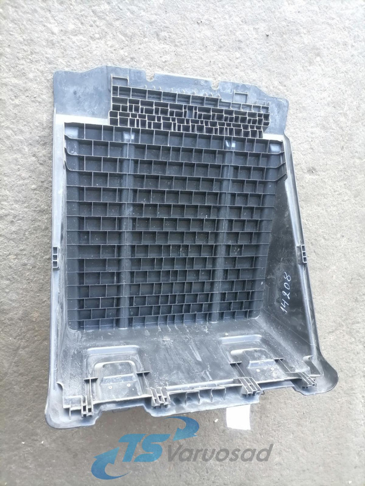 Scania Battery cover 2428035 - Acumulator pentru Camion: Foto 5 Scania Battery cover 2428035 - Acumulator pentru Camion: Foto 5