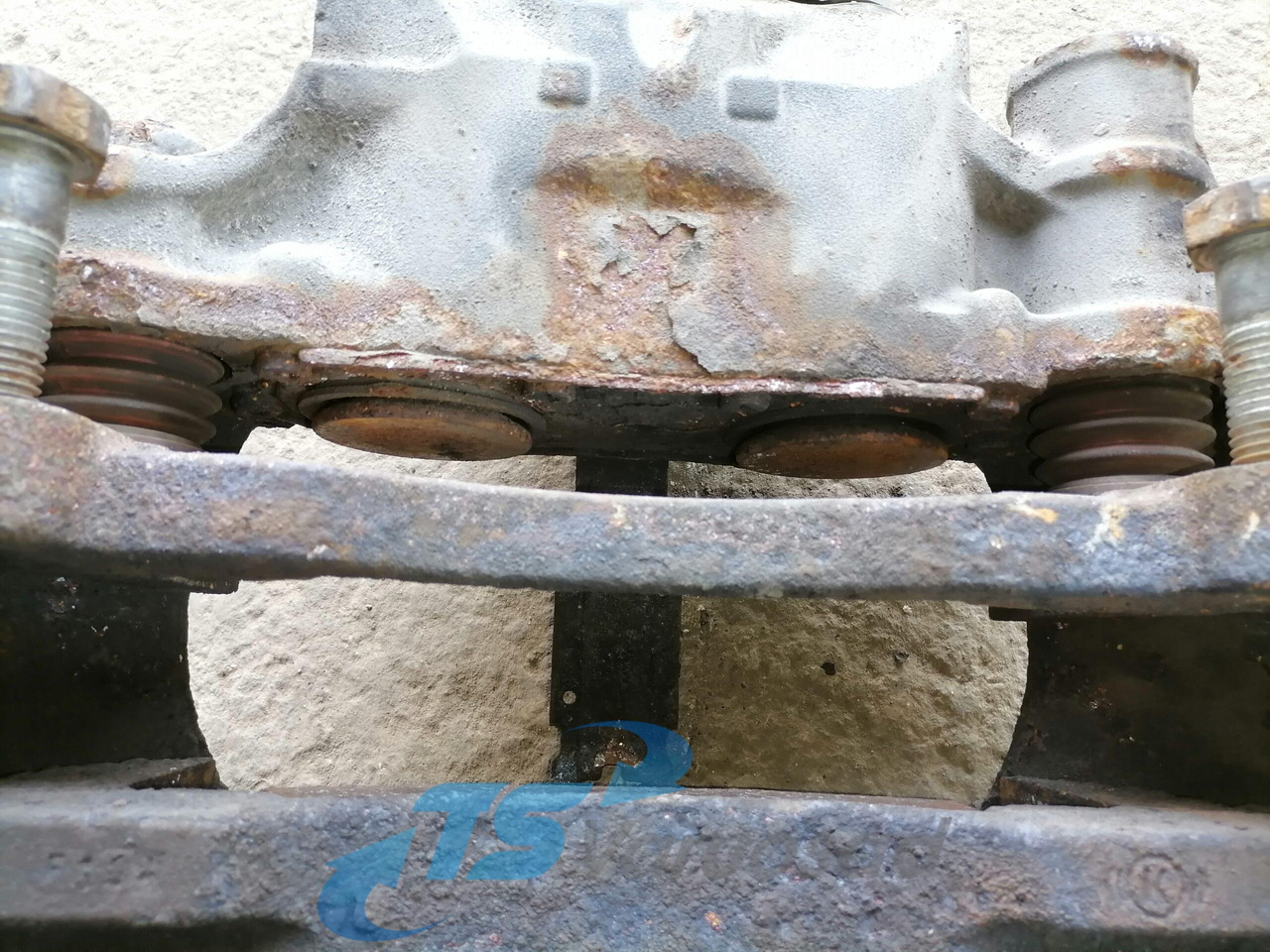 Scania Brake caliper 1744250 - Piese frână pentru Camion: Foto 2 Scania Brake caliper 1744250 - Piese frână pentru Camion: Foto 2