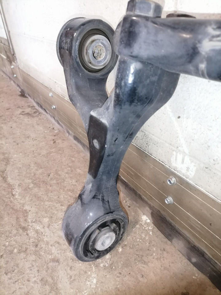 Scania Cab anti-roll bar 2720975 - Suspensie cabină pentru Camion: Foto 2 Scania Cab anti-roll bar 2720975 - Suspensie cabină pentru Camion: Foto 2