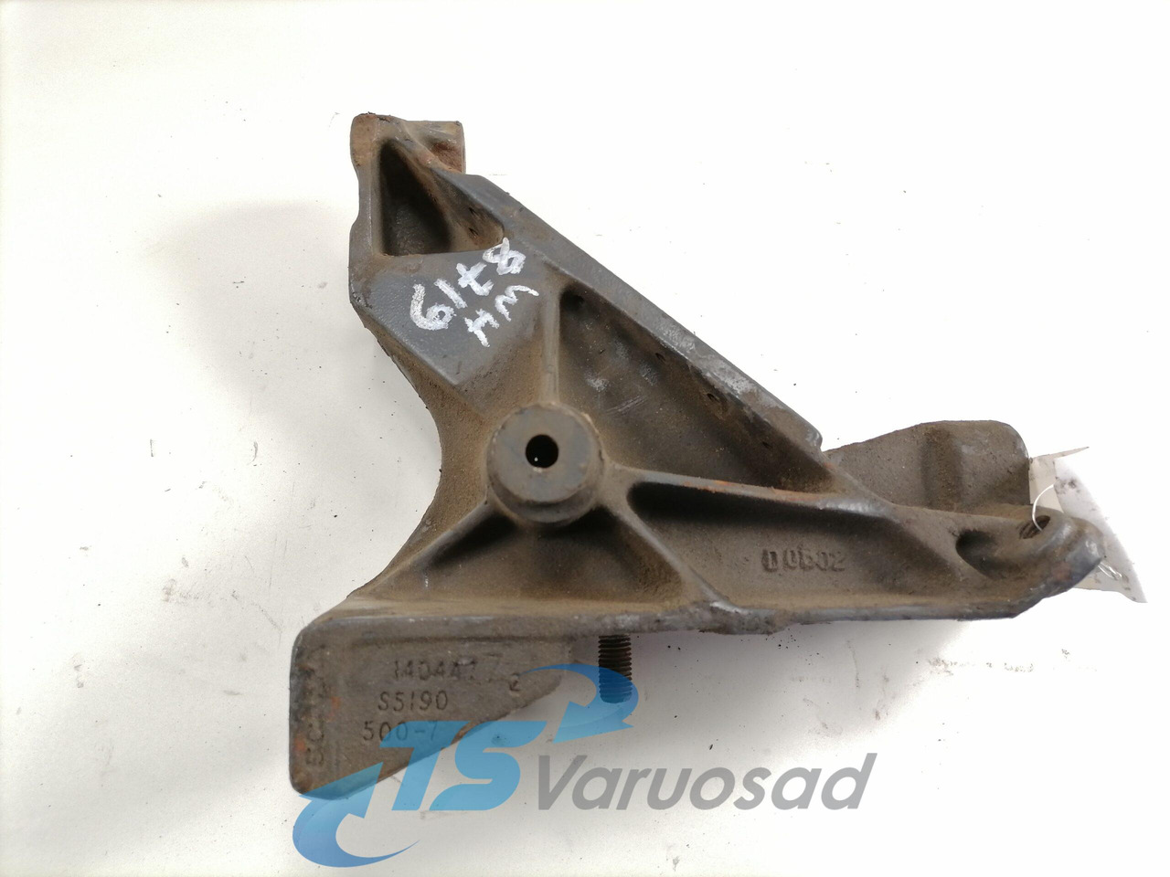 Scania Front bumper carrier 1404477 - Bară de protecție pentru Camion: Foto 4 Scania Front bumper carrier 1404477 - Bară de protecție pentru Camion: Foto 4