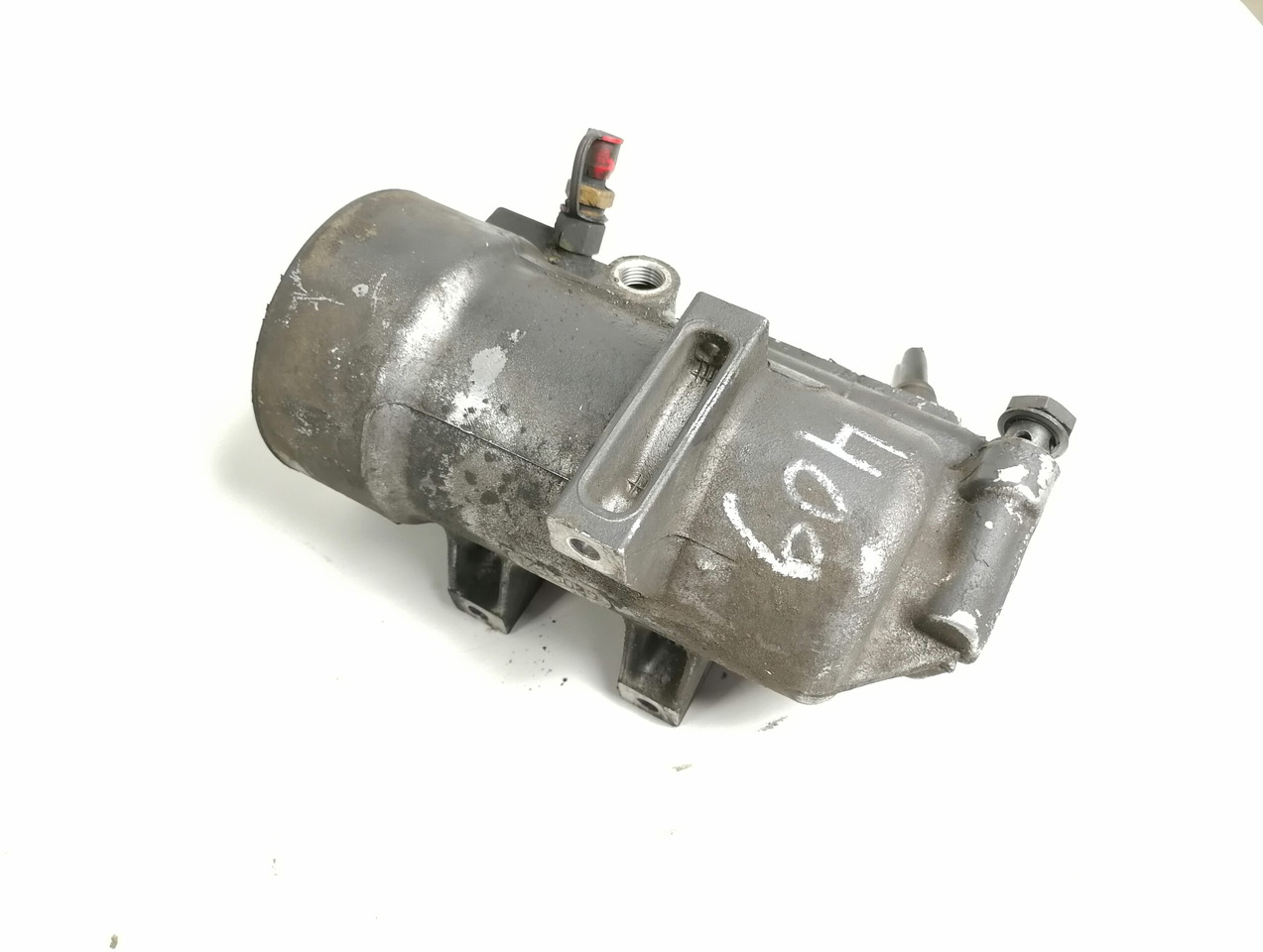 Scania Fuel filter unit 1733089 - Filtru de combustibil pentru Camion: Foto 1 Scania Fuel filter unit 1733089 - Filtru de combustibil pentru Camion: Foto 1