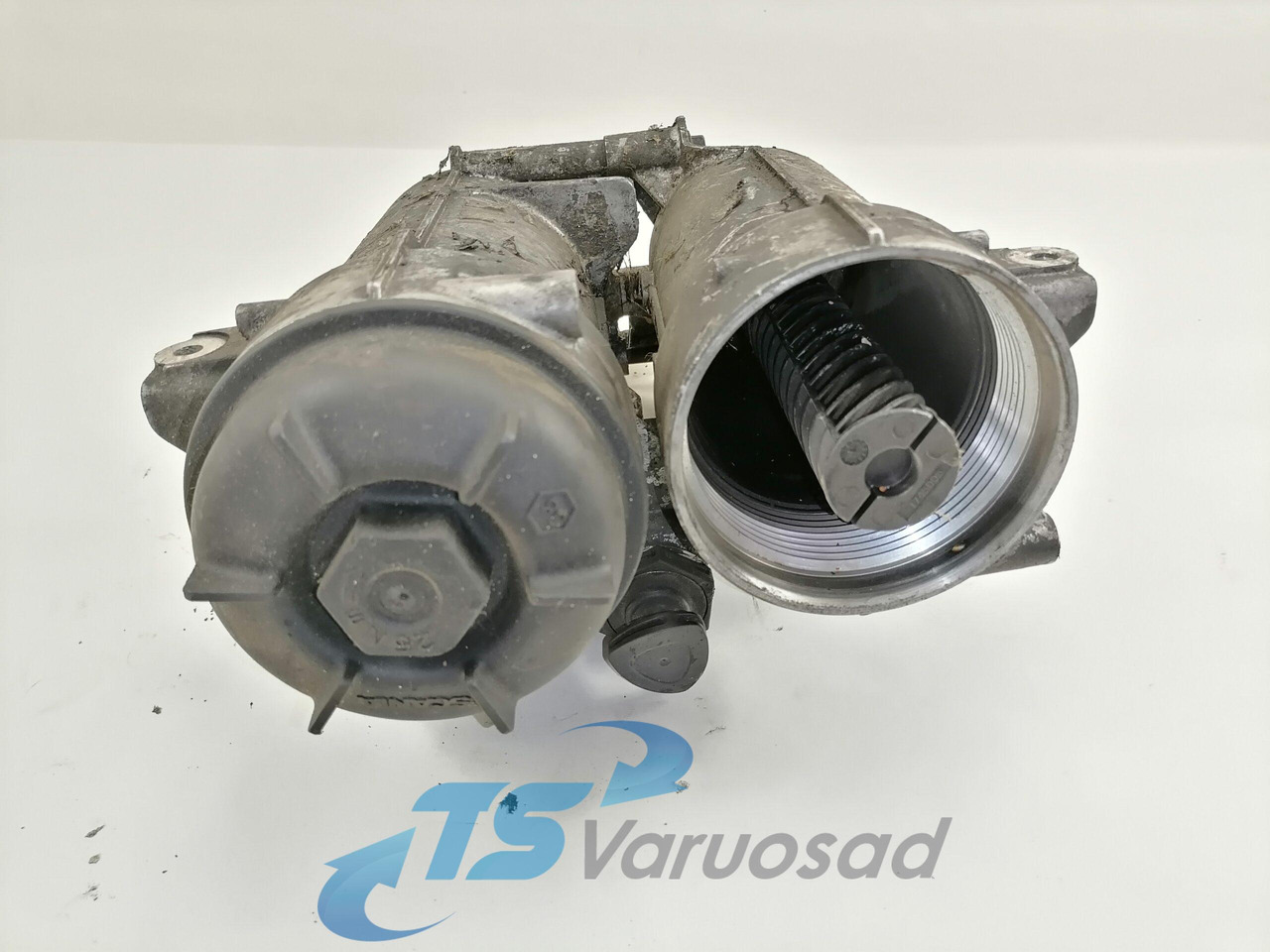 Scania Fuel filter unit 1863221 - Filtru de combustibil pentru Camion: Foto 2 Scania Fuel filter unit 1863221 - Filtru de combustibil pentru Camion: Foto 2