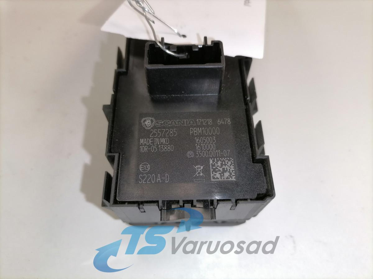 Scania Lülitite moodul 2557285 - Cabină pentru Camion: Foto 4 Scania Lülitite moodul 2557285 - Cabină pentru Camion: Foto 4