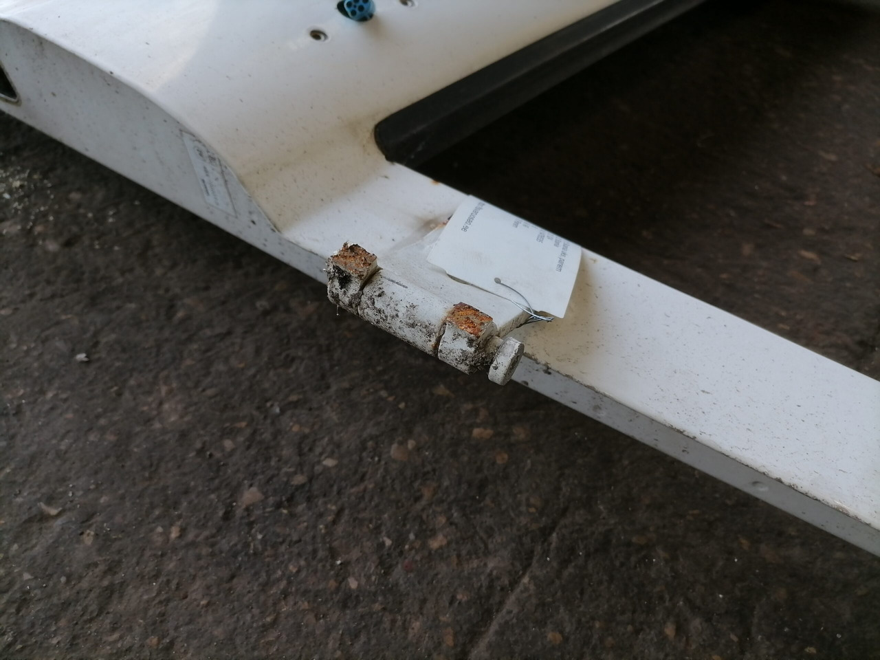 Scania Scania uks, parem 1476535 - Uşă și piese pentru Camion: Foto 5 Scania Scania uks, parem 1476535 - Uşă și piese pentru Camion: Foto 5