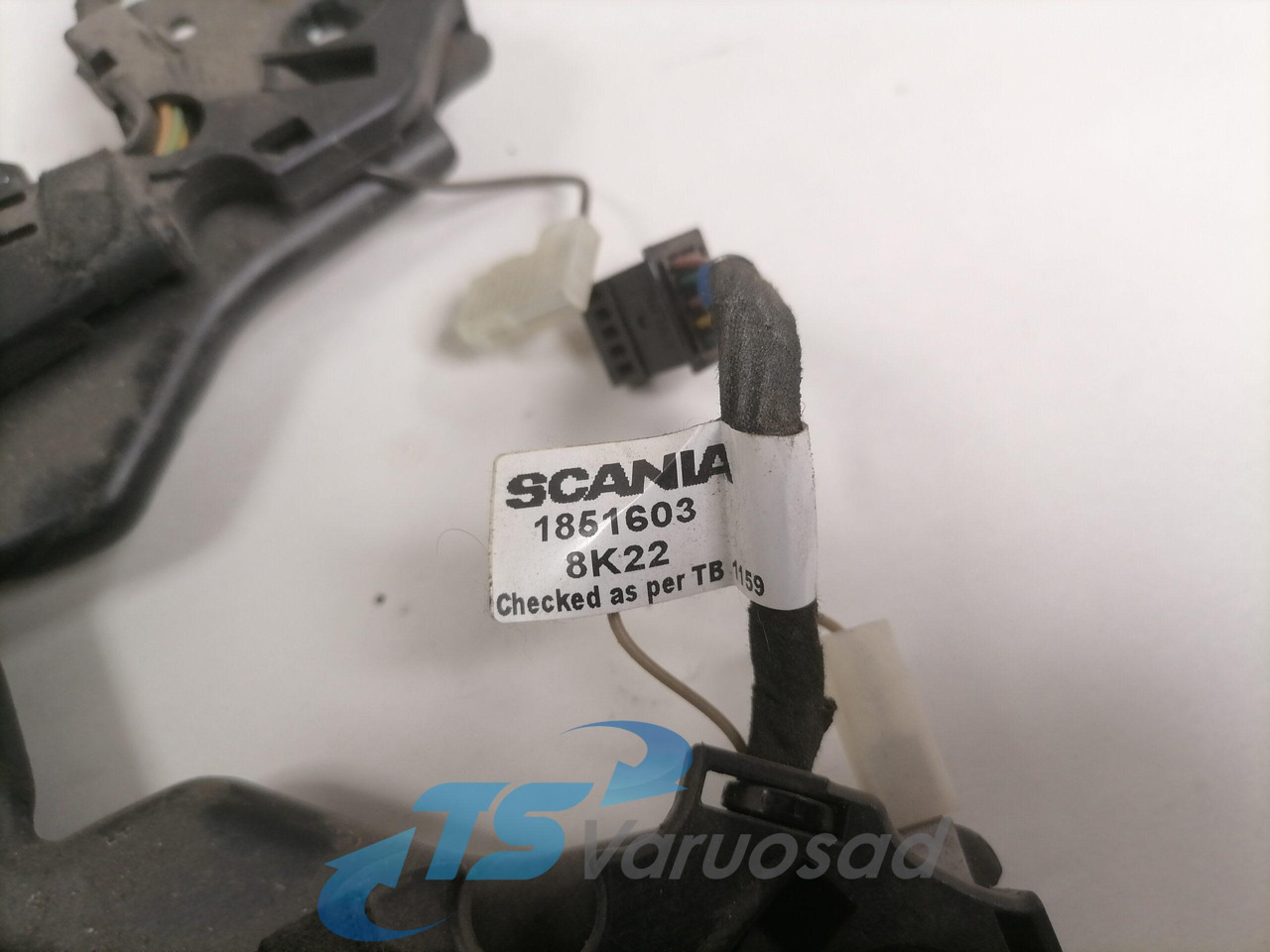 Scania Steering wheel cable 1851603 - Servodirecţie pentru Camion: Foto 2 Scania Steering wheel cable 1851603 - Servodirecţie pentru Camion: Foto 2