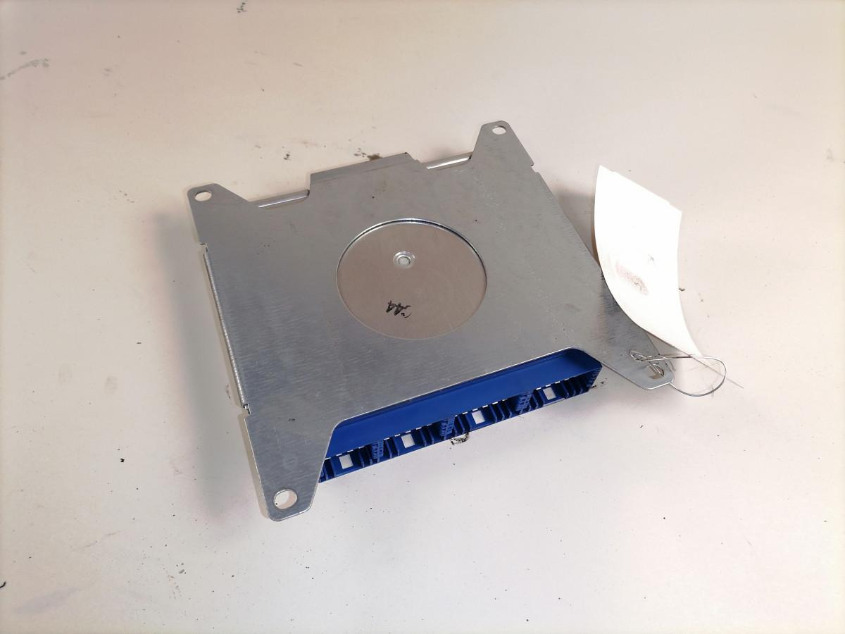 Volvo Ecu, EBS 20589476 - Calculator de bord pentru Camion: Foto 3 Volvo Ecu, EBS 20589476 - Calculator de bord pentru Camion: Foto 3