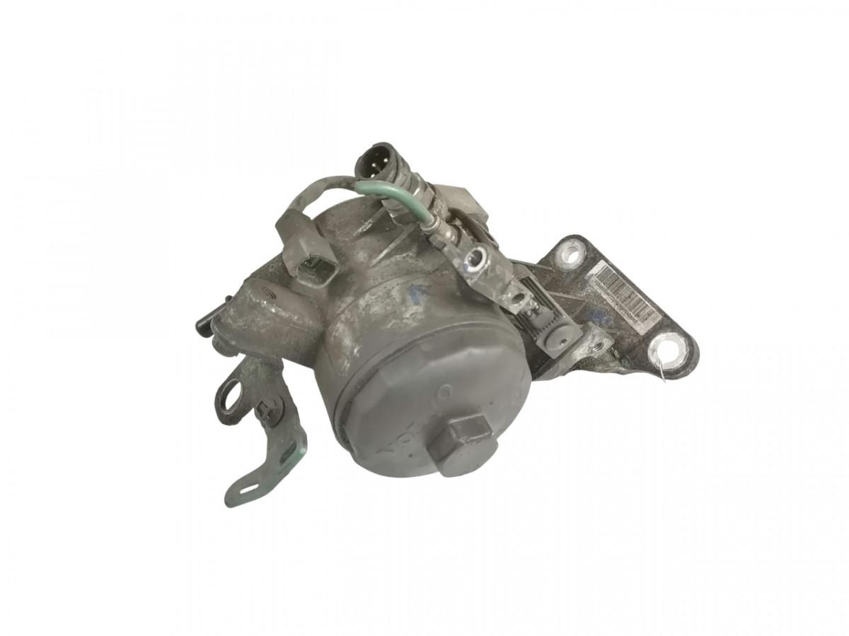 Volvo Fuel filter unit 23550116 - Filtru de combustibil pentru Camion: Foto 1 Volvo Fuel filter unit 23550116 - Filtru de combustibil pentru Camion: Foto 1