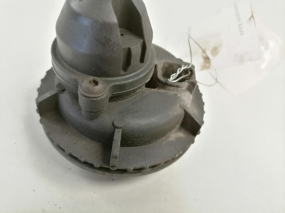 Volvo Kütuse separaatori kaas 21762862 - Filtru de combustibil pentru Camion: Foto 5 Volvo Kütuse separaatori kaas 21762862 - Filtru de combustibil pentru Camion: Foto 5