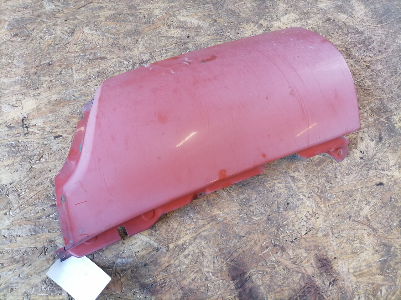 Volvo Volvo kabiini nurgapõsk, parem 20379172 - Grilă pentru Camion: Foto 2 Volvo Volvo kabiini nurgapõsk, parem 20379172 - Grilă pentru Camion: Foto 2