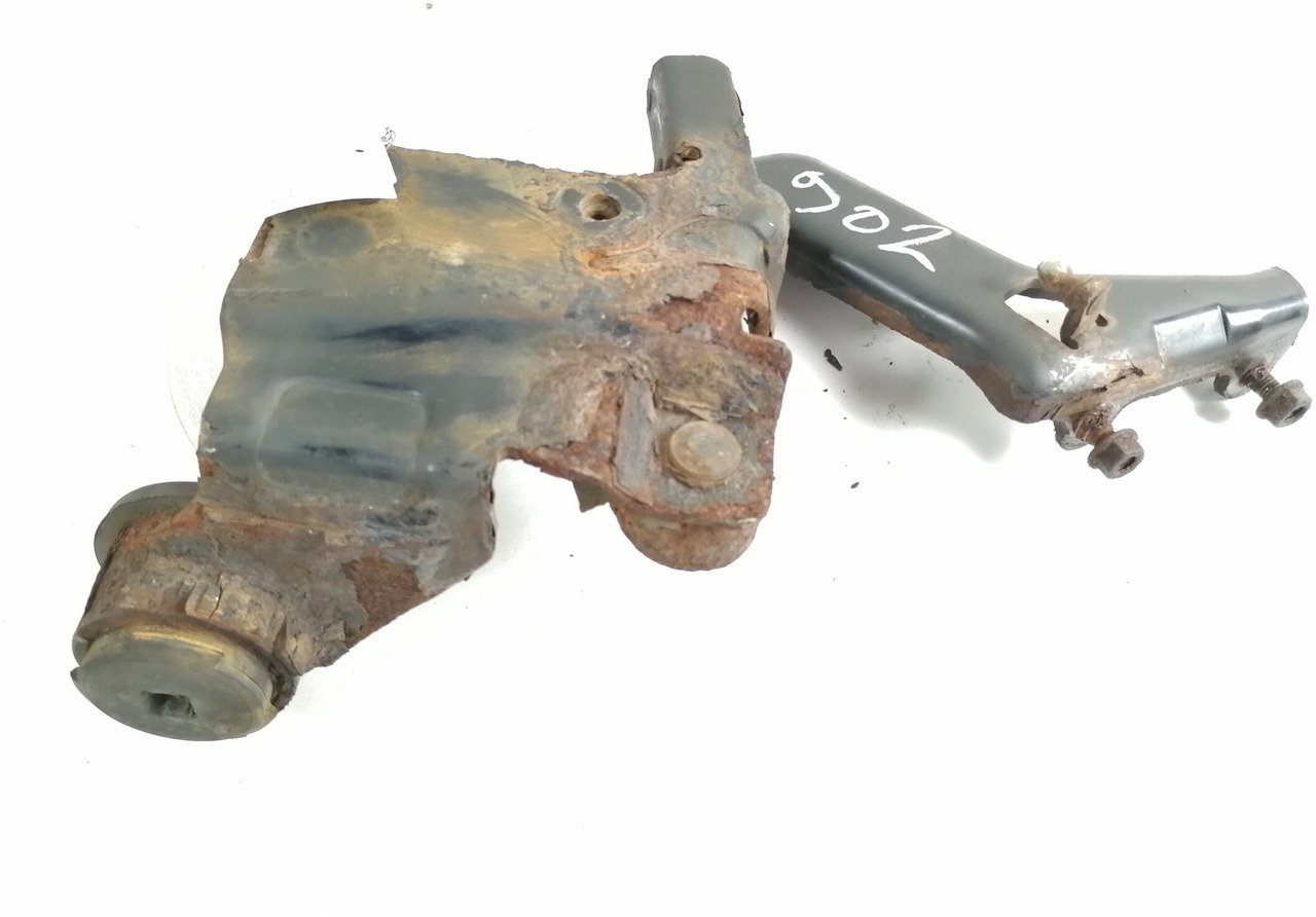 Volvo lower grille carrier hinge 20425955 - Grilă pentru Camion: Foto 1 Volvo lower grille carrier hinge 20425955 - Grilă pentru Camion: Foto 1