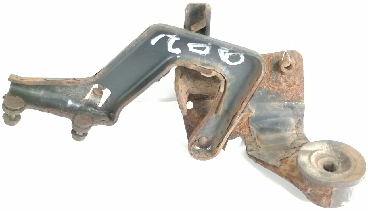 Volvo lower grille carrier hinge 20425955 - Grilă pentru Camion: Foto 3 Volvo lower grille carrier hinge 20425955 - Grilă pentru Camion: Foto 3