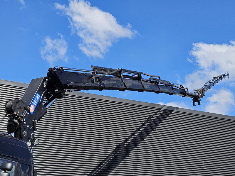 Scania R490 / 8x2 / HMF 85 TM CRANE / WINCH / JIB - Cap tractor: Foto 2 Scania R490 / 8x2 / HMF 85 TM CRANE / WINCH / JIB - Cap tractor: Foto 2