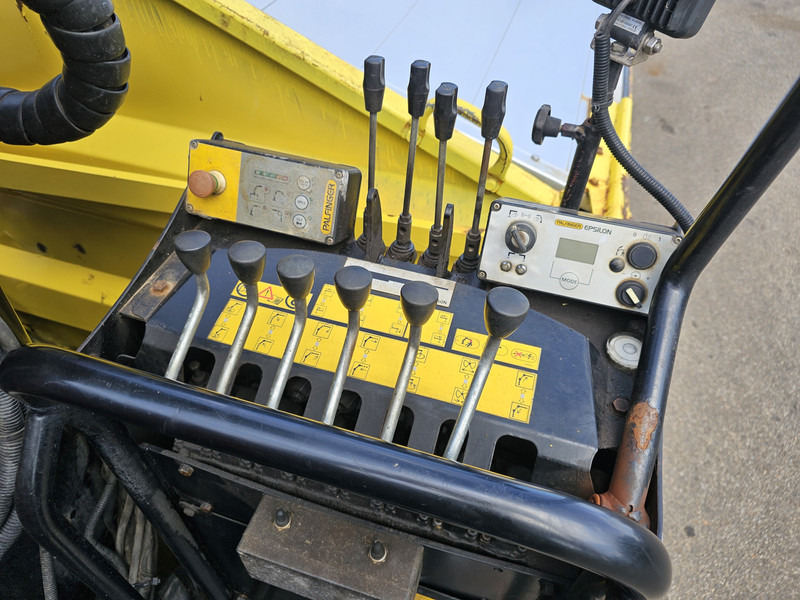 MAN TGS 33.480 6x6 / PALFINGER Z CRANE / 2 SIDE TIPPER - Camion basculantă, Camion cu macara: Foto 5 MAN TGS 33.480 6x6 / PALFINGER Z CRANE / 2 SIDE TIPPER - Camion basculantă, Camion cu macara: Foto 5