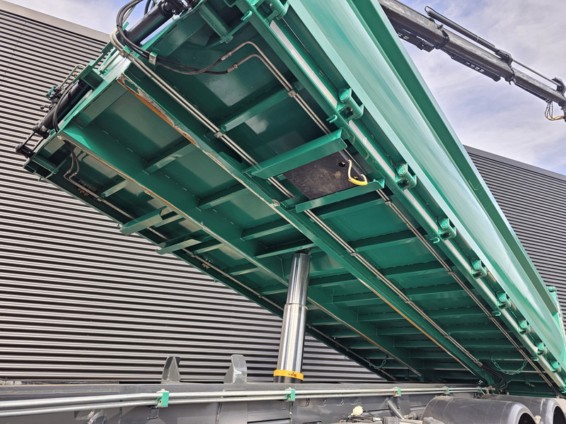 Mercedes-Benz AROCS 4145 / 8X6 / TIPPER + HMF CRANE - Camion basculantă, Camion cu macara: Foto 5 Mercedes-Benz AROCS 4145 / 8X6 / TIPPER + HMF CRANE - Camion basculantă, Camion cu macara: Foto 5