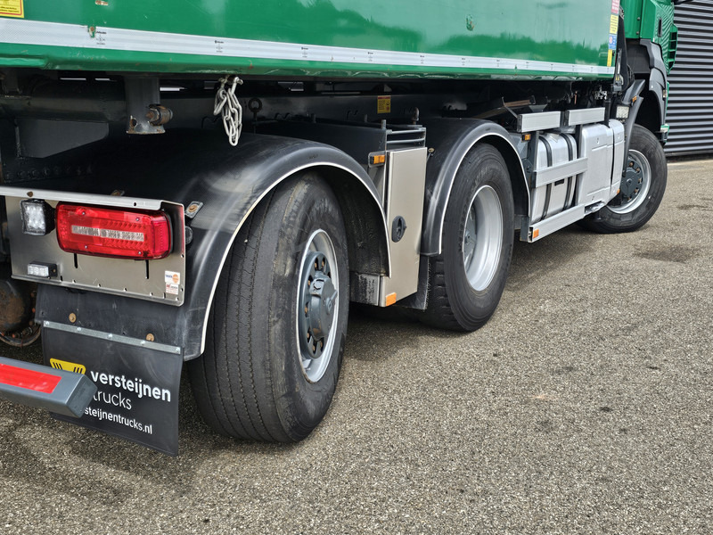 Camion basculantă, Camion cu macara Tatra T158/II 6X6 / HMF Z CRANE + 2 SIDE TIPPER: Foto 13 Camion basculantă, Camion cu macara Tatra T158/II 6X6 / HMF Z CRANE + 2 SIDE TIPPER: Foto 13