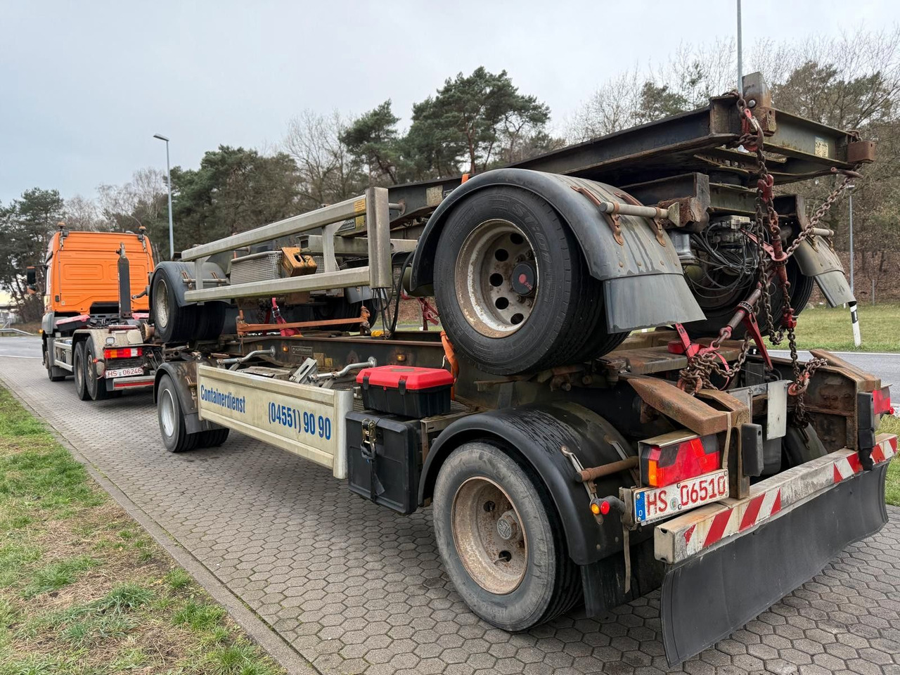 Hüffermann HSA 18.70 Schlittenabroller Containeranhänger 2x - Remorcă abroll/ Skiploader: Foto 4 Hüffermann HSA 18.70 Schlittenabroller Containeranhänger 2x - Remorcă abroll/ Skiploader: Foto 4