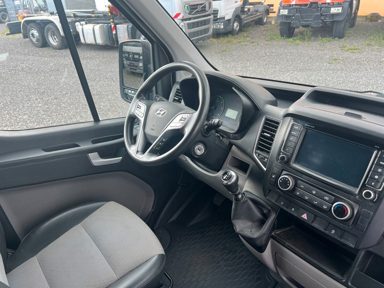 Hyundai H350 Kasten Kasten L3H2 Profi Kurz / Hoch - Dubă: Foto 5 Hyundai H350 Kasten Kasten L3H2 Profi Kurz / Hoch - Dubă: Foto 5