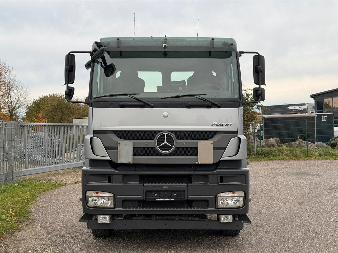 Mercedes-Benz 2540 L 6x2 Palfinger T20 mit hydr. Containerverr - Camion cu cârlig: Foto 5 Mercedes-Benz 2540 L 6x2 Palfinger T20 mit hydr. Containerverr - Camion cu cârlig: Foto 5