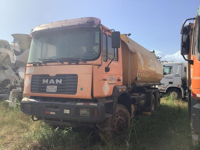 MAN 33.414-V20 - Camion cisternă: Foto 1 MAN 33.414-V20 - Camion cisternă: Foto 1