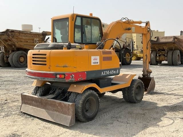 Ascesco AZM-65W-8 - Excavator pe roţi: Foto 3 Ascesco AZM-65W-8 - Excavator pe roţi: Foto 3