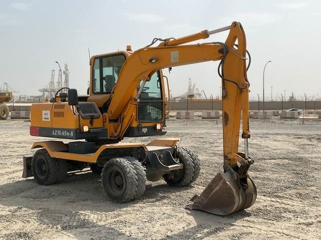 Ascesco AZM-65W-8 - Excavator pe roţi: Foto 4 Ascesco AZM-65W-8 - Excavator pe roţi: Foto 4