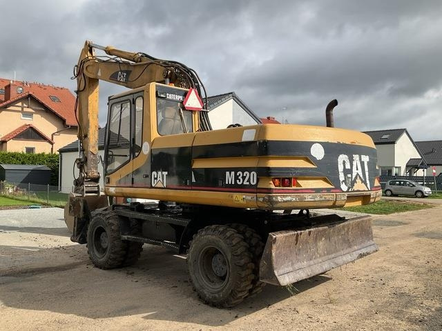 CAT M320 - Excavator pe roţi: Foto 3 CAT M320 - Excavator pe roţi: Foto 3
