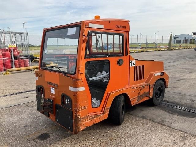 Charlatte TD225 - Tractor electric: Foto 1 Charlatte TD225 - Tractor electric: Foto 1