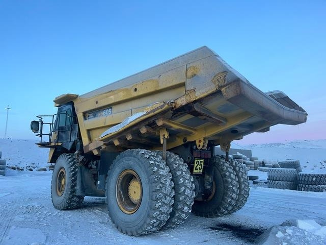 Komatsu HD605-7EO - Camion minier: Foto 2 Komatsu HD605-7EO - Camion minier: Foto 2