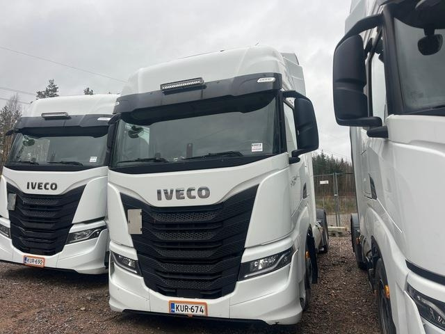 Iveco S-Way 460 - Cap tractor: Foto 1 Iveco S-Way 460 - Cap tractor: Foto 1