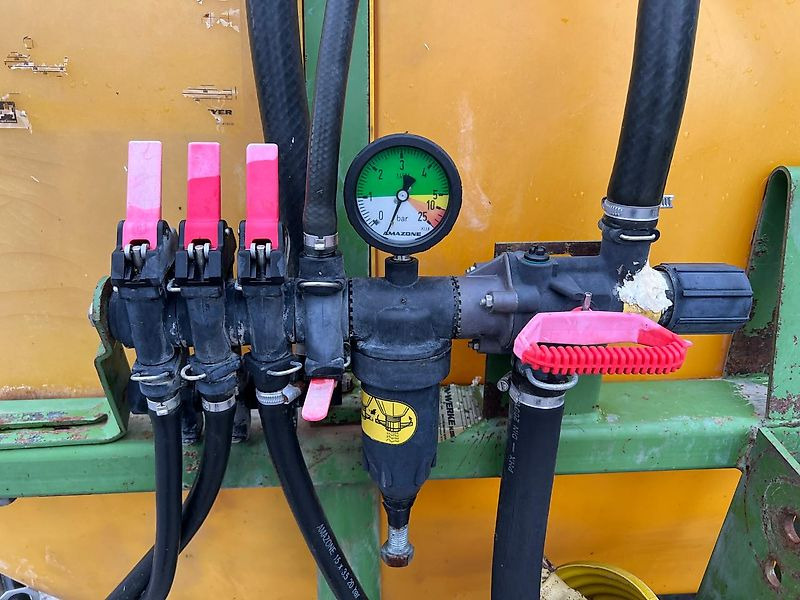 Maşină de erbicidat purtata Amazone US602 12m: Foto 12