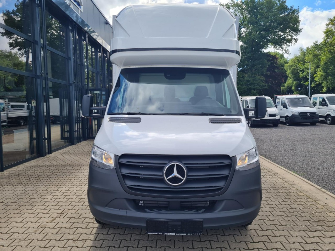 Mercedes-Benz Sprinter 317 Pritsche Plane Schlafkab RWD 10 Pal - Autoutilitară cu prelată: Foto 2 Mercedes-Benz Sprinter 317 Pritsche Plane Schlafkab RWD 10 Pal - Autoutilitară cu prelată: Foto 2