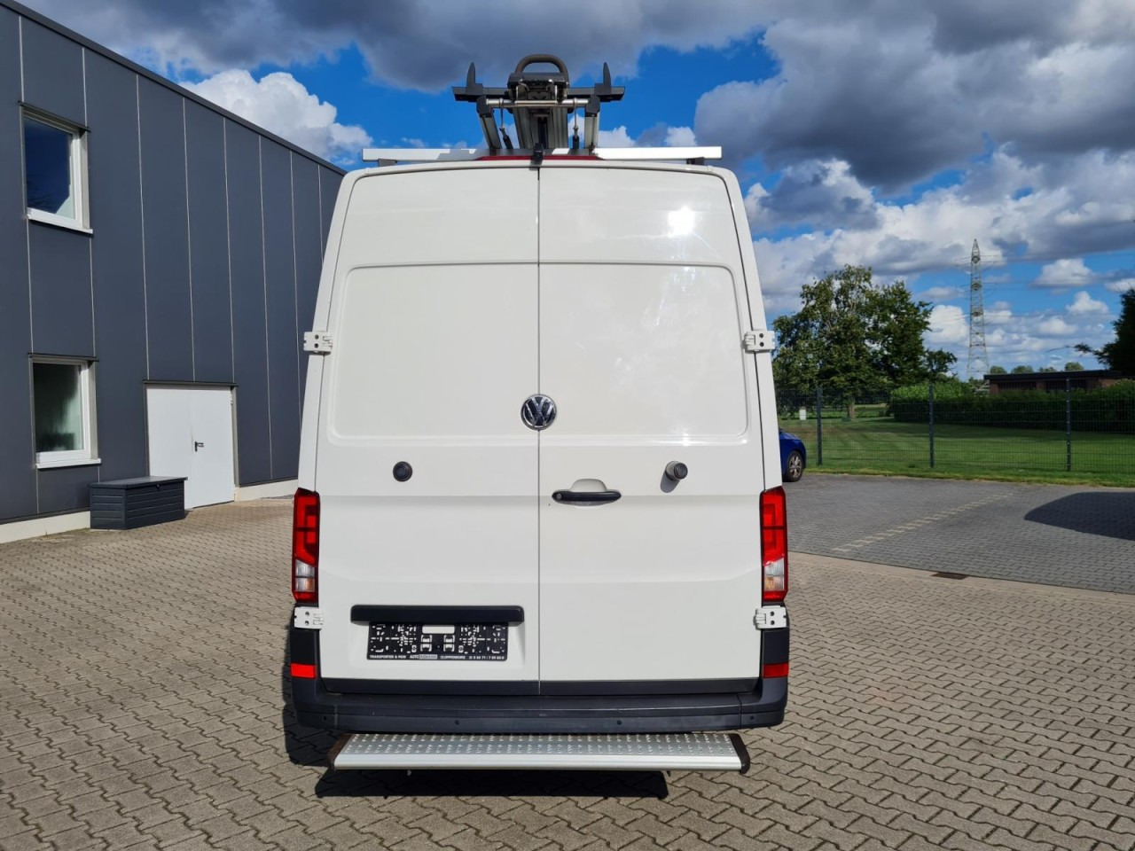 Volkswagen Crafter 35 Kasten L3H2 KAMERA KLIMA NAVI REGALE - Dubă: Foto 5 Volkswagen Crafter 35 Kasten L3H2 KAMERA KLIMA NAVI REGALE - Dubă: Foto 5