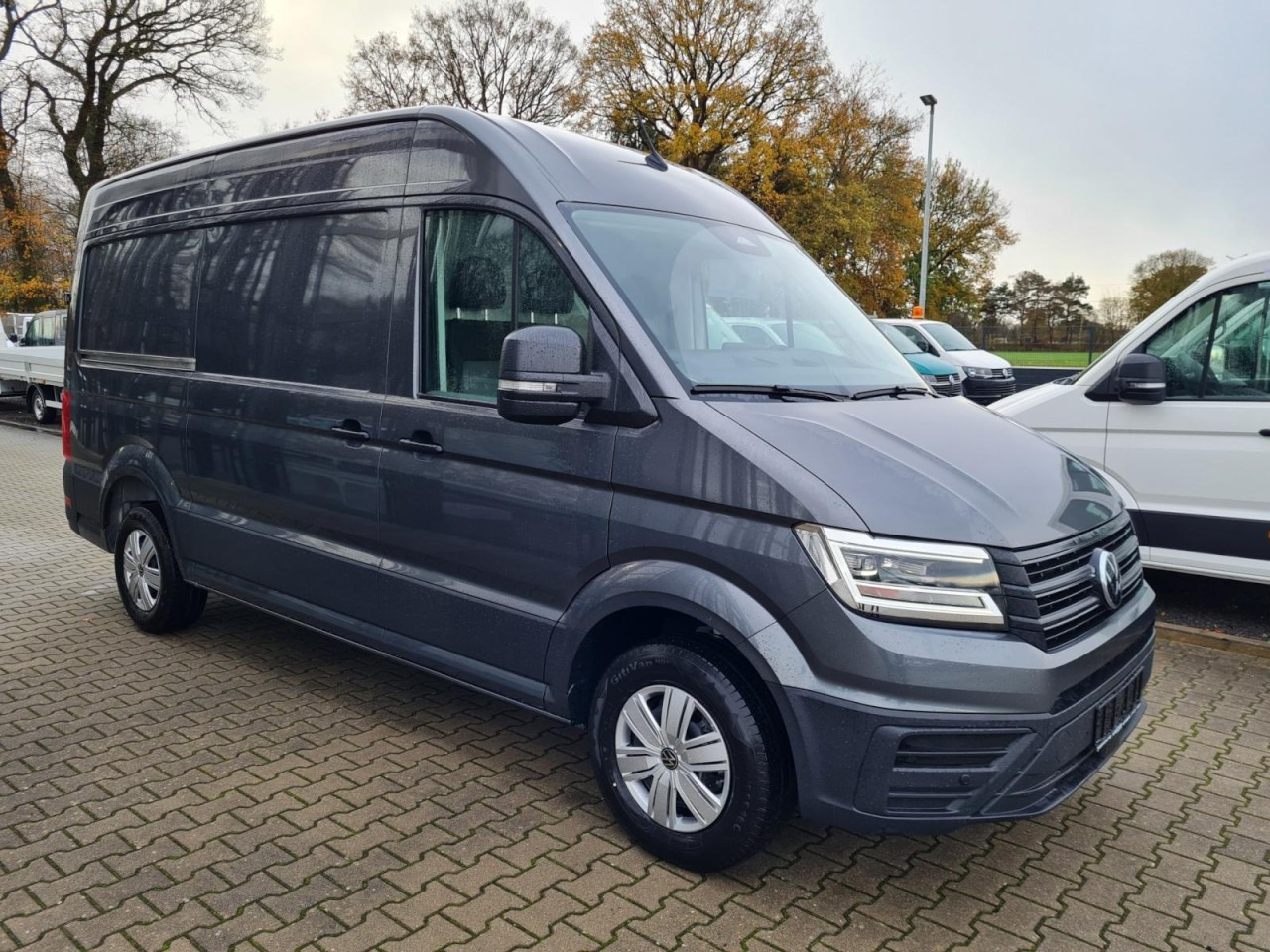 Volkswagen Crafter 35 Kasten MR L3H3 AG 4MOTION AHK LED KAMERA - Dubă: Foto 3 Volkswagen Crafter 35 Kasten MR L3H3 AG 4MOTION AHK LED KAMERA - Dubă: Foto 3