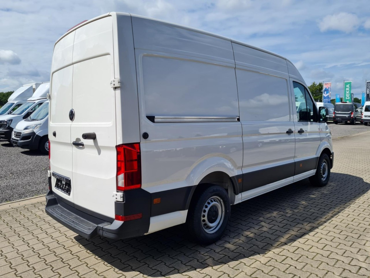 Volkswagen Crafter Kasten MR L3H3 KLIMA KOMFORT PDC TEMPOMAT - Autoutilitară compactă: Foto 4 Volkswagen Crafter Kasten MR L3H3 KLIMA KOMFORT PDC TEMPOMAT - Autoutilitară compactă: Foto 4