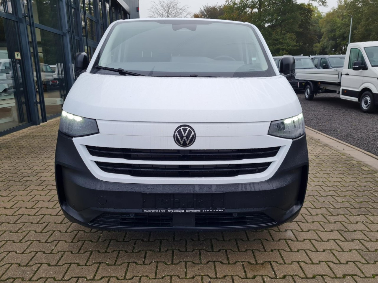 Volkswagen T7 Transporter Kasten TDI 4Motion LR L2H1 LED AUTOM. - Autoutilitară compactă: Foto 2 Volkswagen T7 Transporter Kasten TDI 4Motion LR L2H1 LED AUTOM. - Autoutilitară compactă: Foto 2