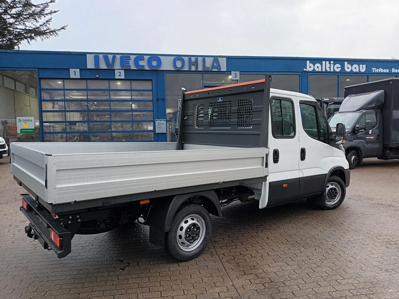Iveco Daily 35S16H3.0Y Doka *2,80m Pritsche*KLIMA*AHK* - Autoutilitară cu platformă, Autoutilitară cabină dublă: Foto 5 Iveco Daily 35S16H3.0Y Doka *2,80m Pritsche*KLIMA*AHK* - Autoutilitară cu platformă, Autoutilitară cabină dublă: Foto 5
